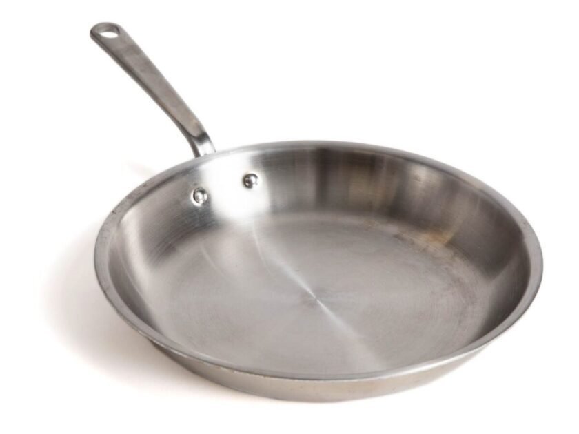 How To Use a Stainless Steel Frying Pan